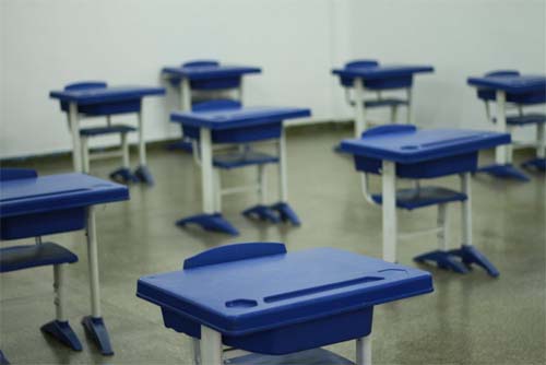 Após dois anos de covid, um em cada quatro jovens não estuda