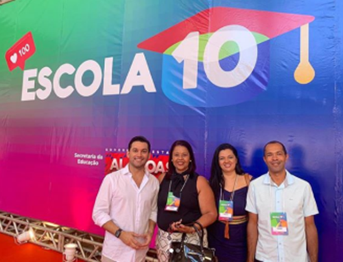 São José Da Laje: Prefeito Rodrigo Valença Assina Termo De Adesão Do Programa Escola 10