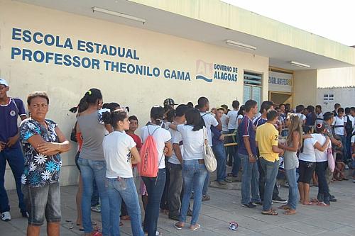 Professor é encontrado morto dentro de escola da rede estadual