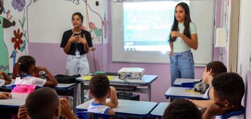Governo libera R$ 4 bi para ampliar vagas de tempo integral em escolas