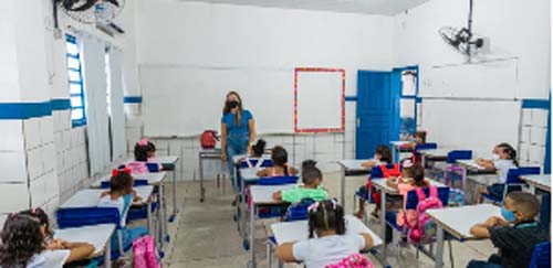 Especialistas defendem espaços de expressão de sentimentos em escolas