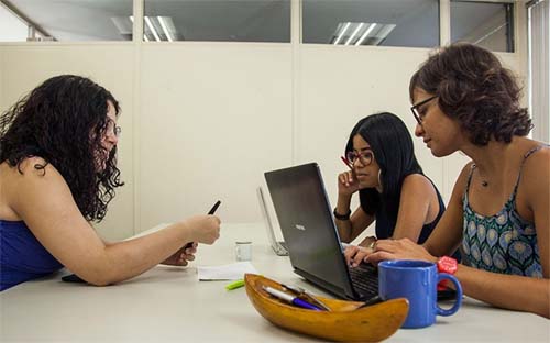 IBGE anuncia seleção de estagiários em AL; bolsa é de até R$ 1,1 mil