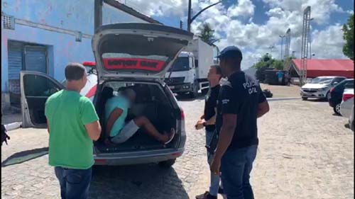 Presos em flagrante dois suspeitos de estelionato e outras fraudes em Marechal Deodoro