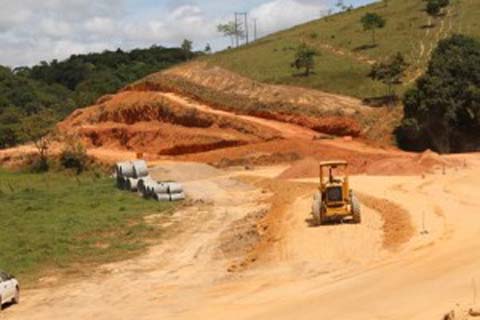 Obras em Chã Preta da AL-470 estão ‘a todo vapor’