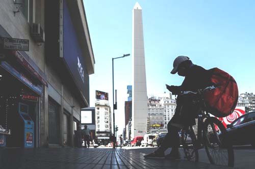 OCDE recomenda que países latino-americanos melhorem eficiência do gasto público e nível educativo