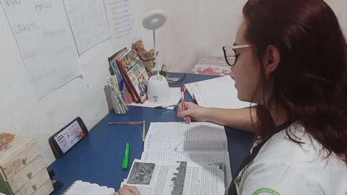 Crise e pandemia forçam jovens a buscar trabalho e prejudicam estudos