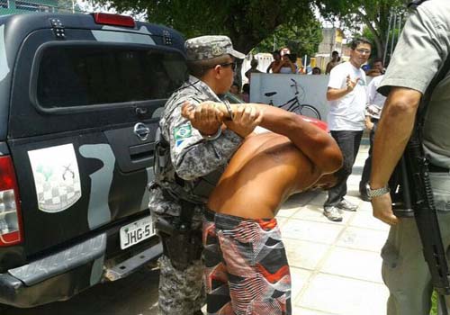Turista é vítima de estupro na Barra; suspeito é preso 