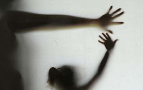 Adolescente é estuprada pelo padrasto no Tabuleiro; suspeito fugiu