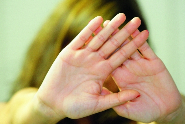 PM prende acusados de tentar estuprar adolescente