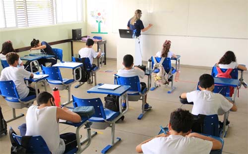 Escolas particulares de Alagoas preparam reajuste de mensalidades para 2026