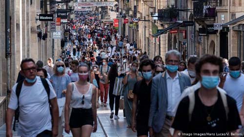 Países europeus enfrentam aumento de casos de covid-19