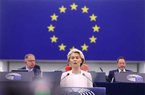 Europa Define Estratégias Detalhadas para Envio de Forças à Ucrânia, Afirma Líder da UE