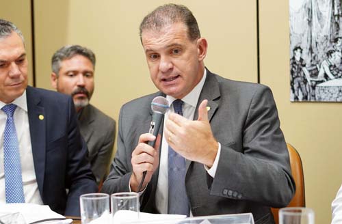 CCJ aprova proposta que obriga hospitais a oferecer locais apropriados para repouso de enfermeiros