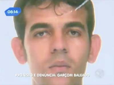 PMs de São Paulo matam alagoano na frente da filha de quatro anos