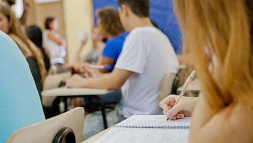 Exame da educação básica será ampliado e servirá para acesso à universidade, decide MEC