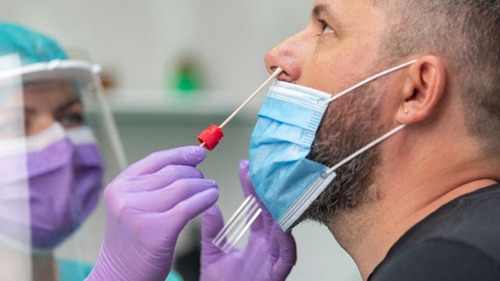 Covid-19: teste pelo ânus, exames rápidos e outros avanços no diagnóstico do coronavírus