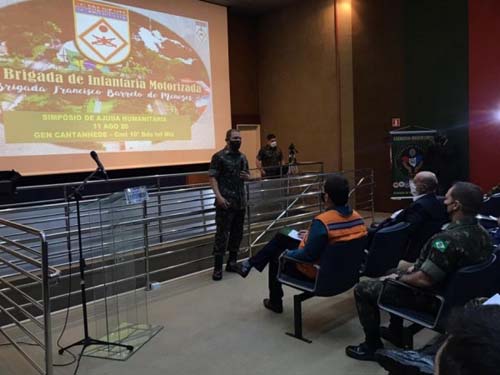 Maceió sedia exercício militar para prevenção de desastres