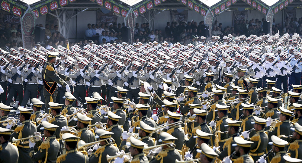 Comandante iraniano: 'Se americanos fizerem um movimento, vamos atingi-los na cabeça'