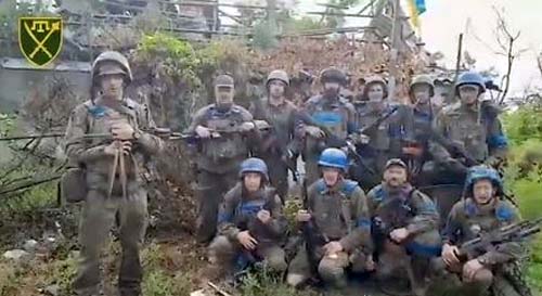 Exército da Ucrânia diz que retomou o controle sobre cidade na província de Donetsk