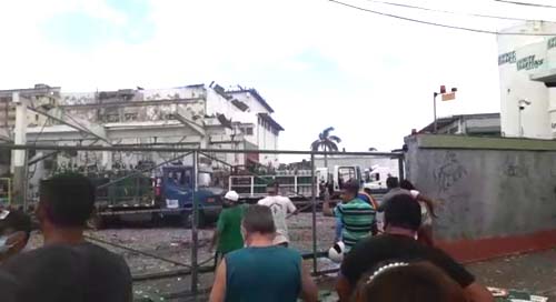 Fábrica de oxigênio da empresa White Martins explodiu, em Fortaleza, na manhã deste sábado (24)