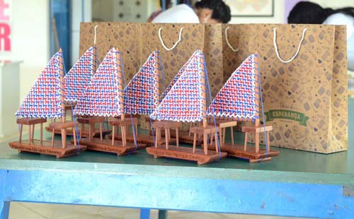 Fábrica de Esperança: projeto da Seris é destaque em feira internacional de artesanato