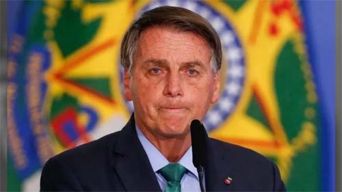 Assessoria de Bolsonaro apresenta laudo médico detalhado e solicita exames de emergência