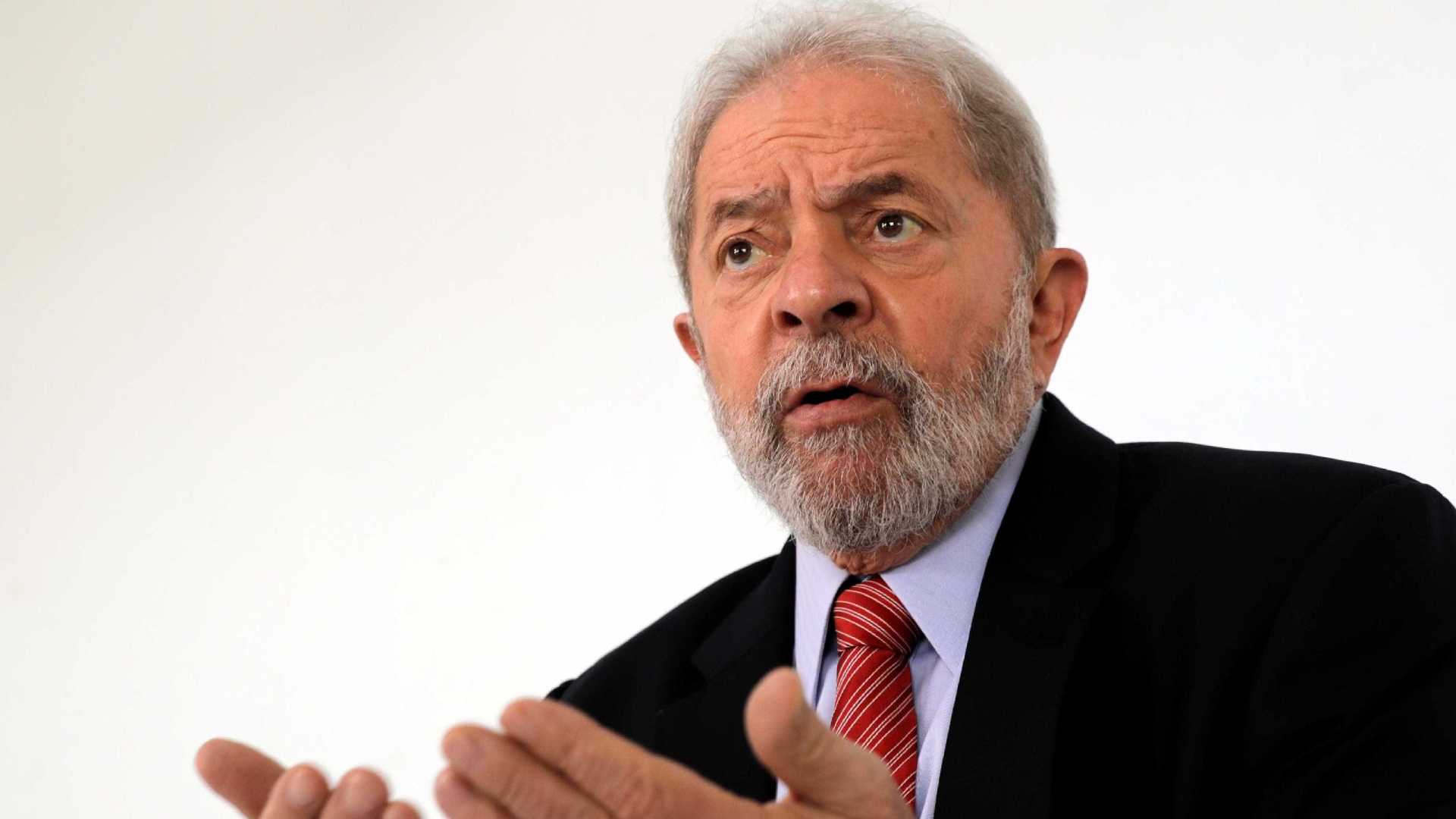 Juíza endurece prisão de Lula e reduz visitas de Haddad e de religiosos
