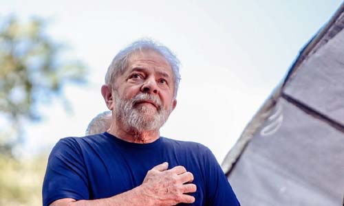 Petistas temiam exposição de Lula como preso comum em caso de transferência