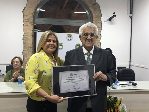 Ex-vereador Toroca é agraciado com a comenda Divaldo Suruagy