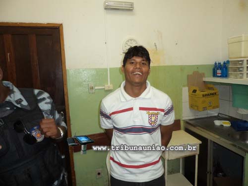 Detento rouba celular de estagiária da Procuradoria de Justiça no interior do Fórum de União dos Palmares