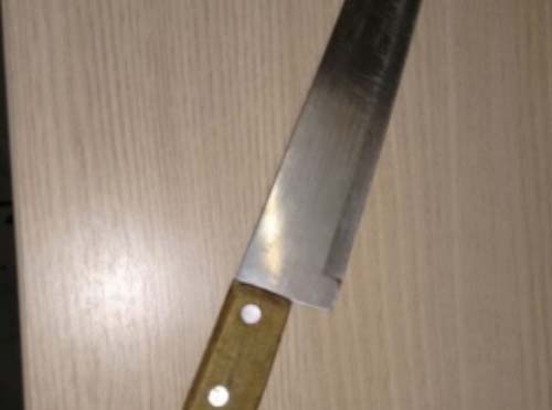 Homem fica ferido após ser esfaqueado pela namorada em São Sebastião