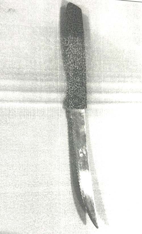 Mulher é detida após esfaquear duas pessoas no Centro do município de Penedo