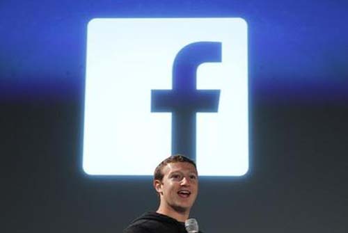 Vírus que rouba dados bancários ataca pelo Facebook 