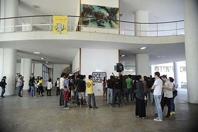 Reitores pedem que primeiro da lista tríplice comande universidades