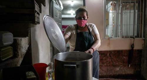 'Nem dinheiro pro pão': 55% do BR enfrenta insegurança alimentar
