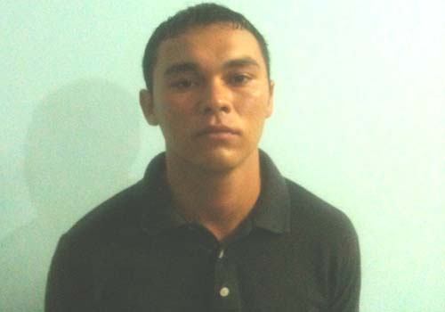 Jovem agride pais para roubar celular e comprar drogas