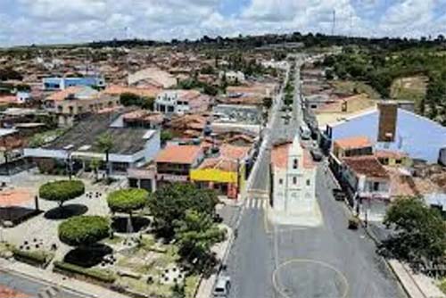 Mulher é baleada em bar de Feira Grande por homem com quem mantinha relacionamento extraconjugal