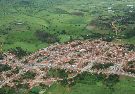 Quadrilha é presa suspeita de desmanche de automóveis em Feira Grande