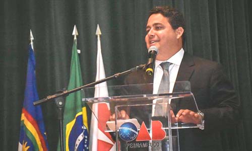 Presidente da OAB admite crítica 'acima do tom' e diz que não quis ofender Moro