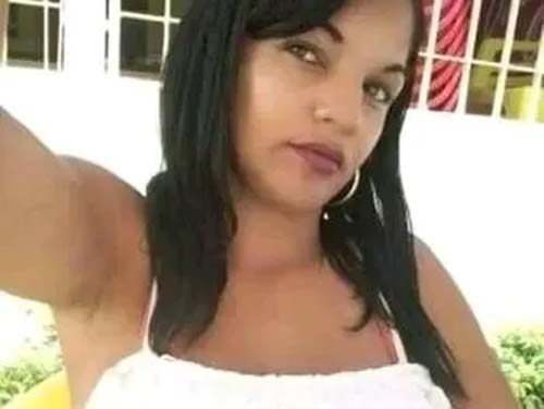 Mulher é brutalmente assassinada e corpo é encontrado em córrego