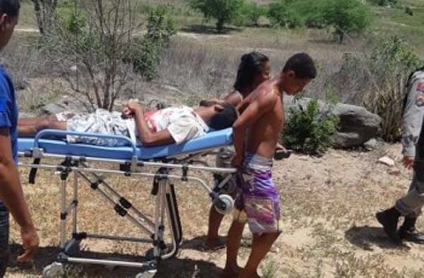 Homens trocam tiros e são socorridos para o Hospital de Emergência do Agreste