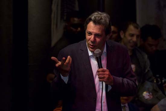 “A Globo também é investigada”, diz Haddad no JN