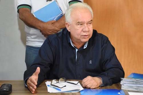 Prefeito de Maragogi se reúne com Embratur e Anac