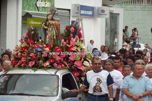 Procissão do Mastro inicia as comemorações dos 178 anos da Festa de Santa Maria Madalena em União