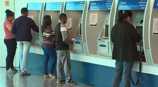 Sonegação do FGTS cresce; trabalhador deve ficar atento para não perder benefício