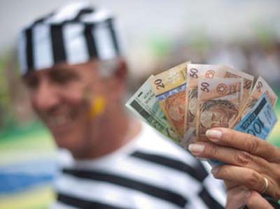 Fichas-sujas comemoram decisão do STF