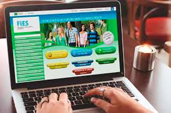 Inscrições para o Fies terminam hoje, quarta-feira