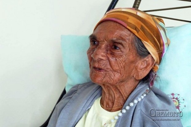 Moradora de Douradina pode ser a mulher mais velha do mundo