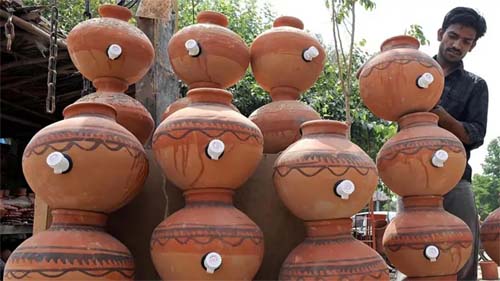 A 'tecnologia' do filtro de barro que está ajudando a combater o calor extremo
