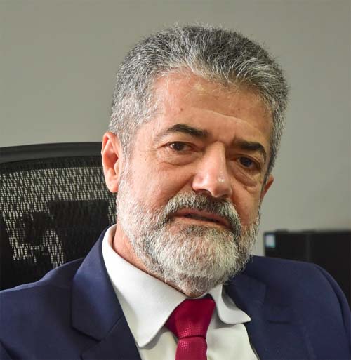 Saraiva diz que comandantes das forças seguem nos cargos: ‘Sem mudanças’